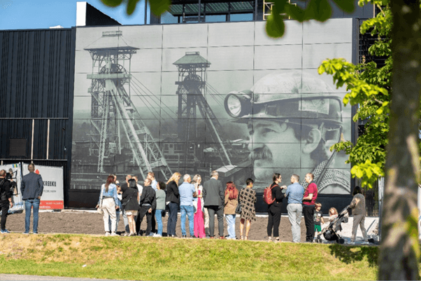 Facade of R&D production facility (Soltech), showcasing 42 inconspicuously building-integrated solar panels.