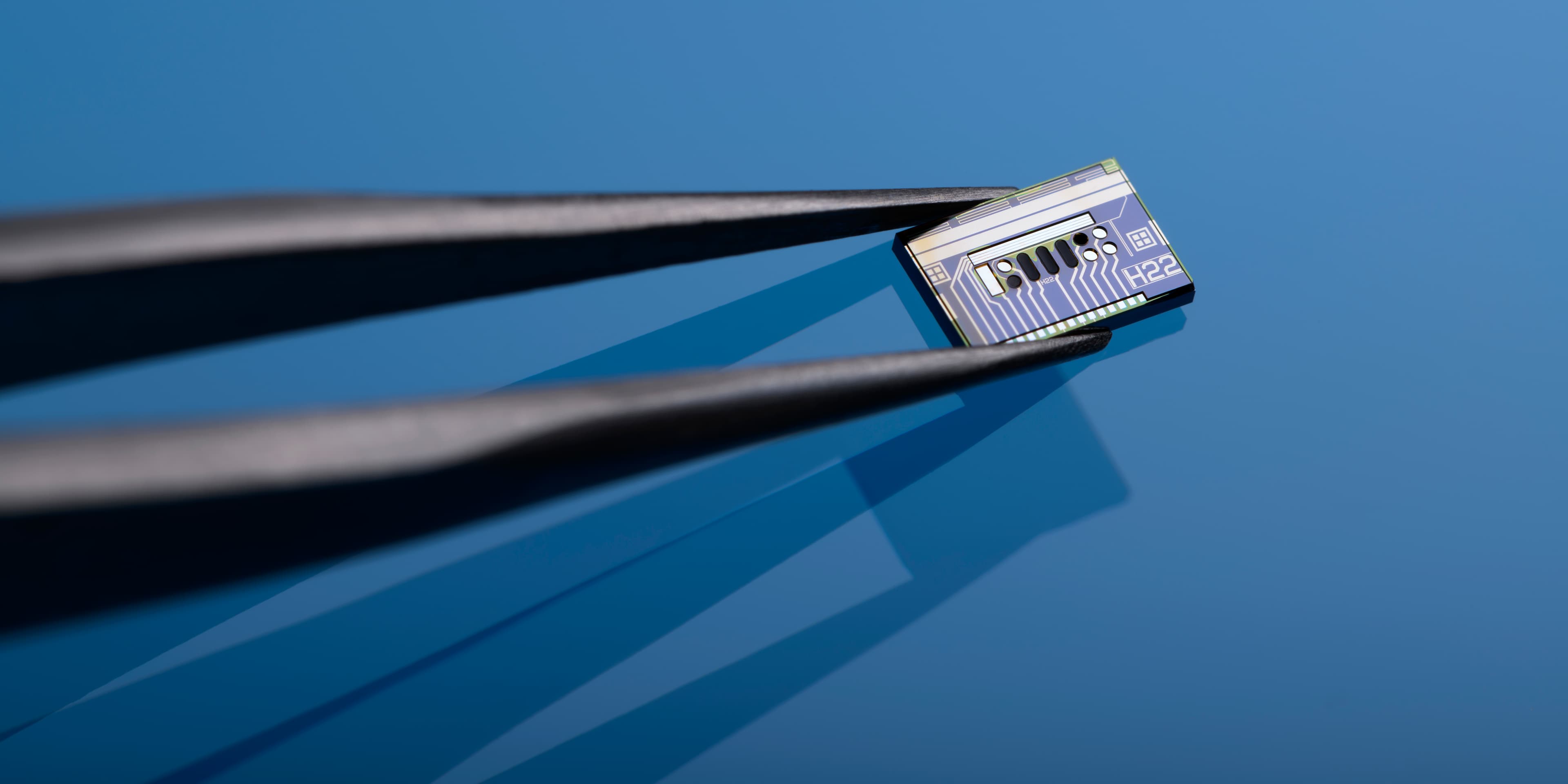 Photo of a second-generation PAT sensor chip
