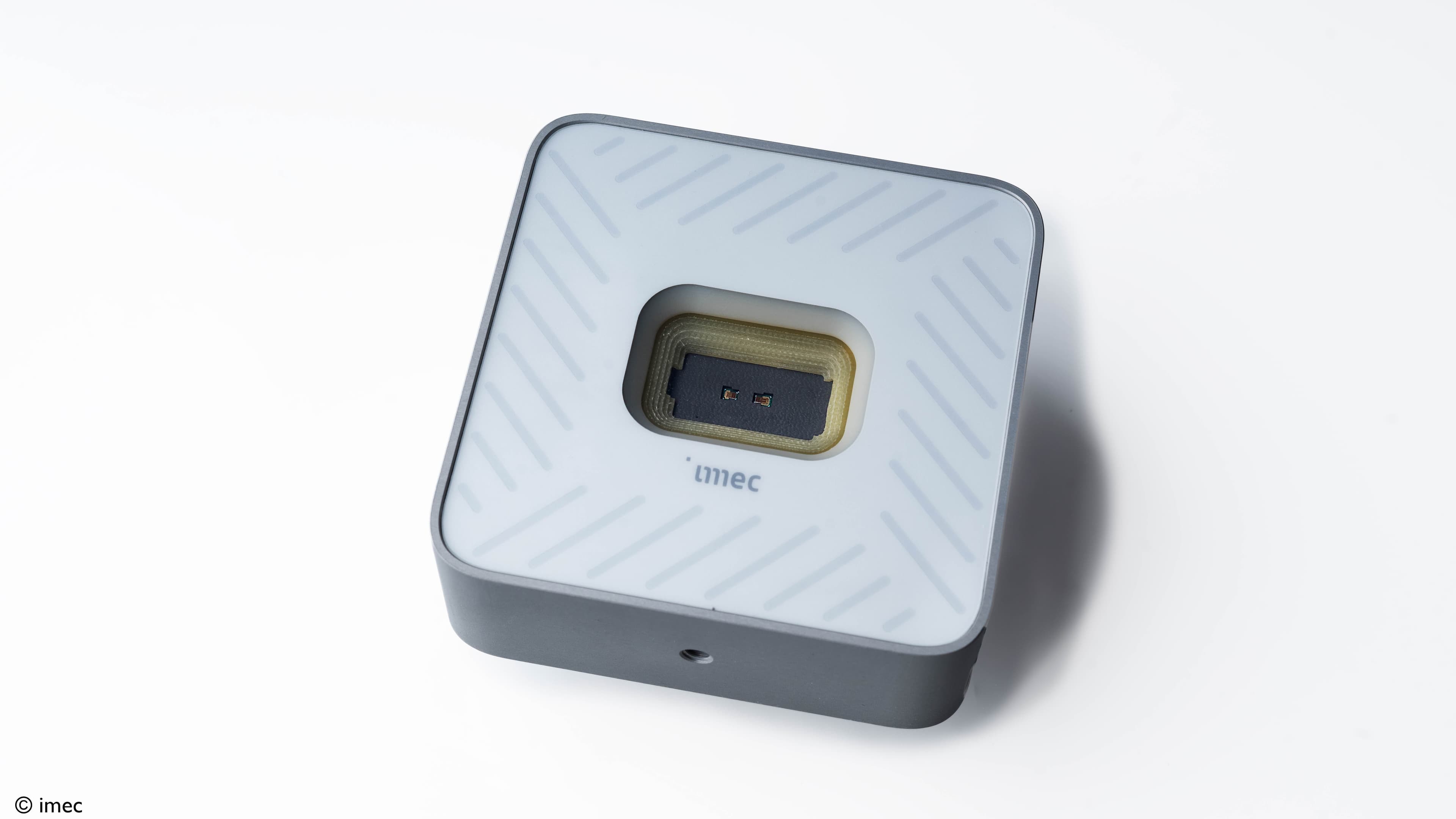 Article 140 GHz radar